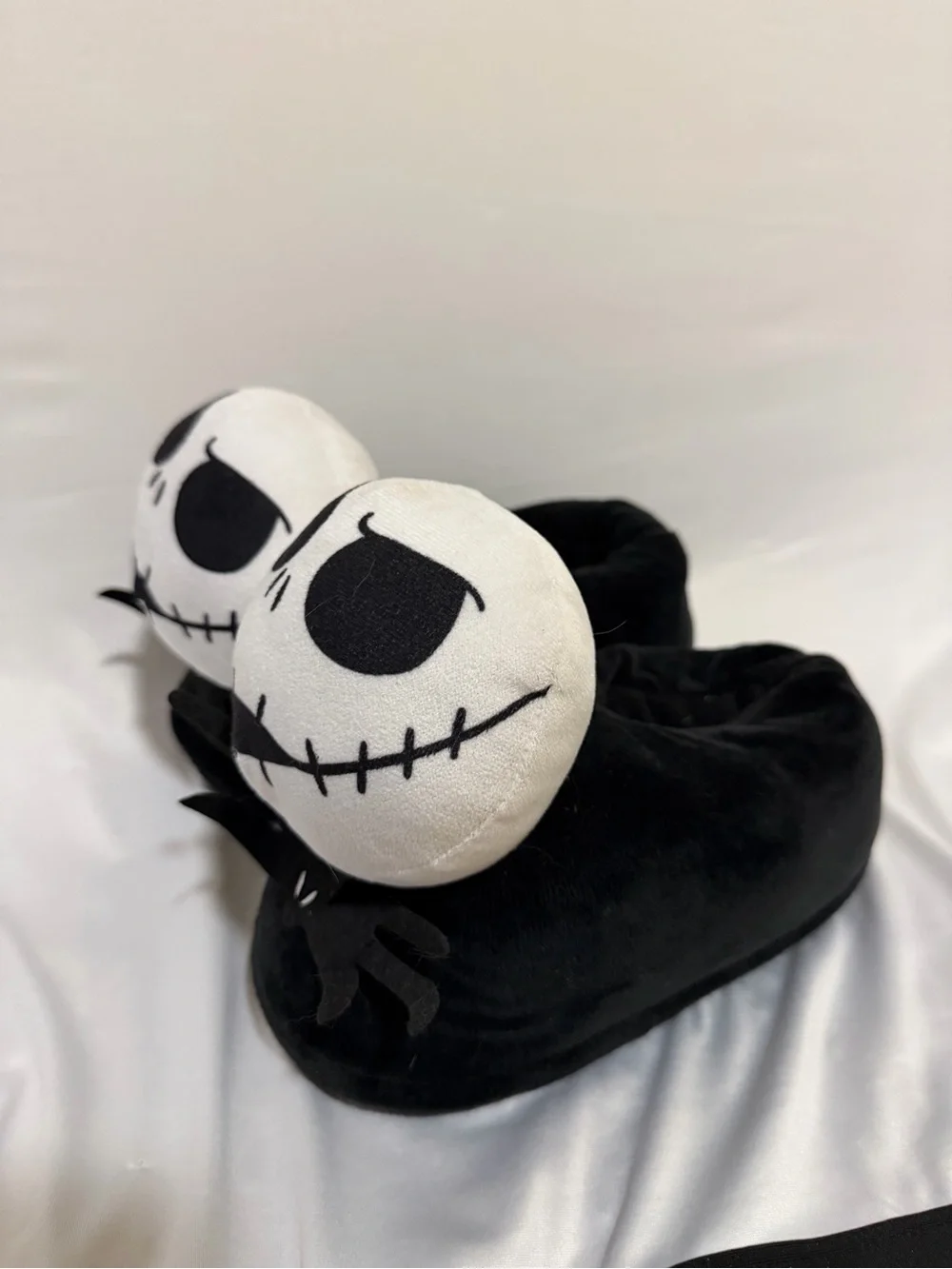 Jack Skellington kids slippers/walmart size 5/6